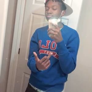 Meet your Posher, Lucas